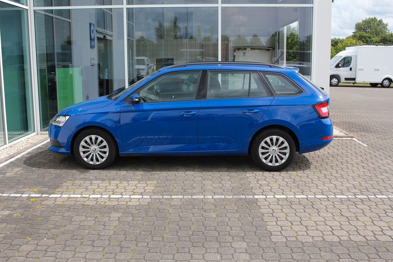 Fahrzeugabbildung SKODA FABIA COMBI AMBITION