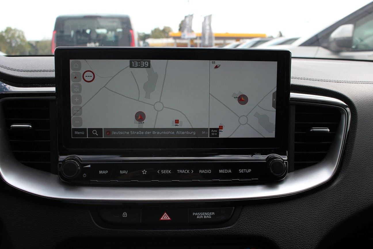 Fahrzeugabbildung Kia PROCEED GT DCT NAVI PAKET