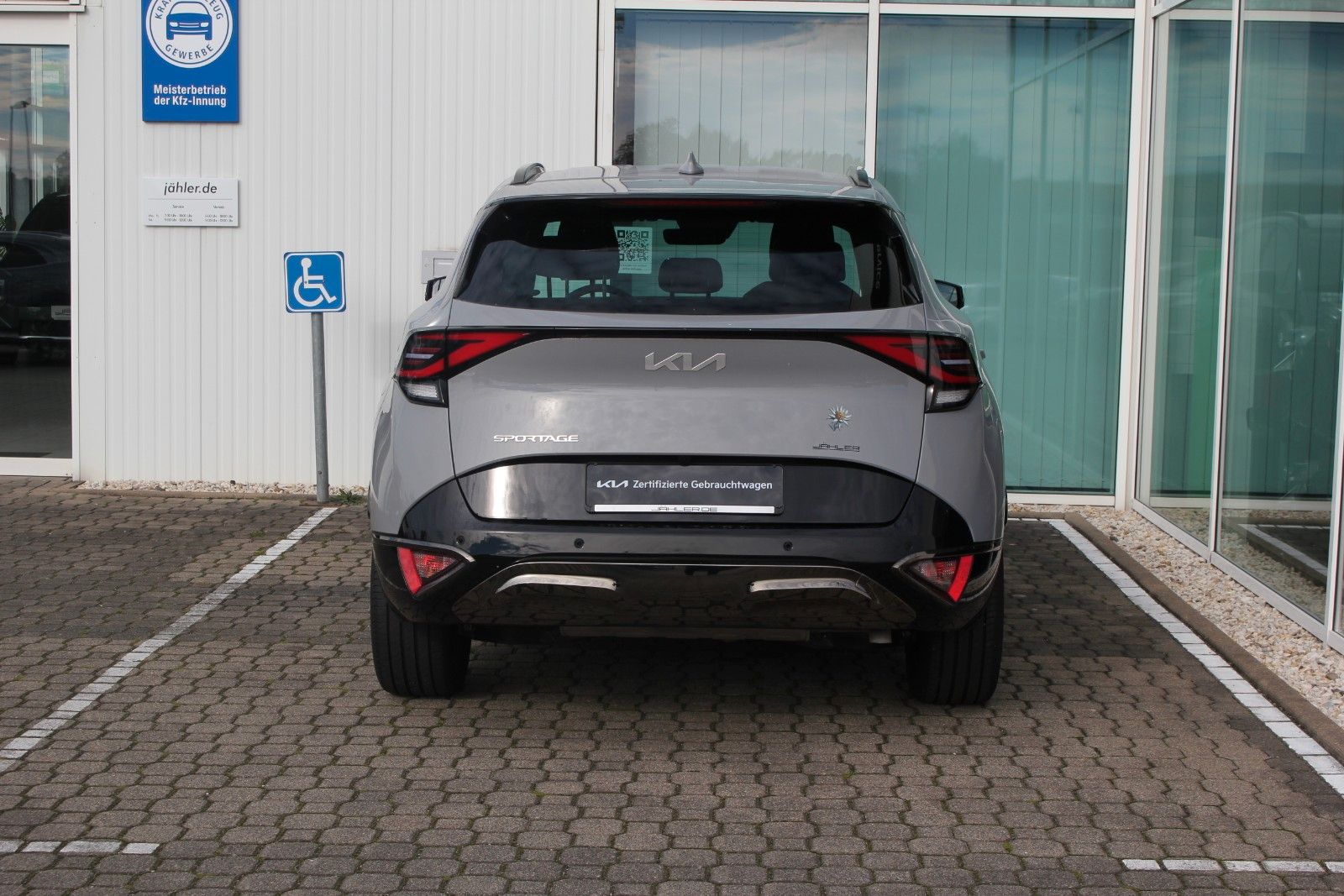 Fahrzeugabbildung Kia SPORTAGE NIGHTLINE EDITION DCT