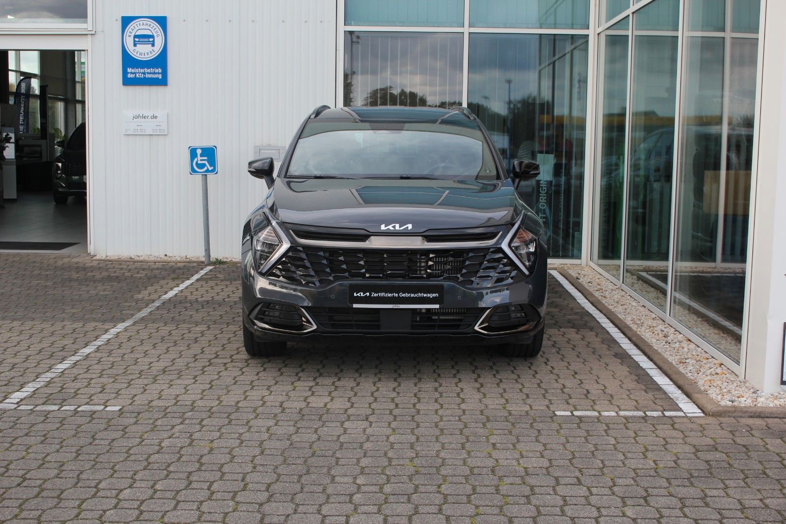 Fahrzeugabbildung Kia SPORTAGE NIGHTLINE EDITION DCT
