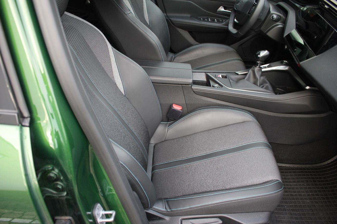 Fahrzeugabbildung Peugeot 308 Allure
